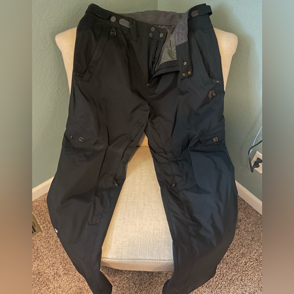 Men’s ski pants